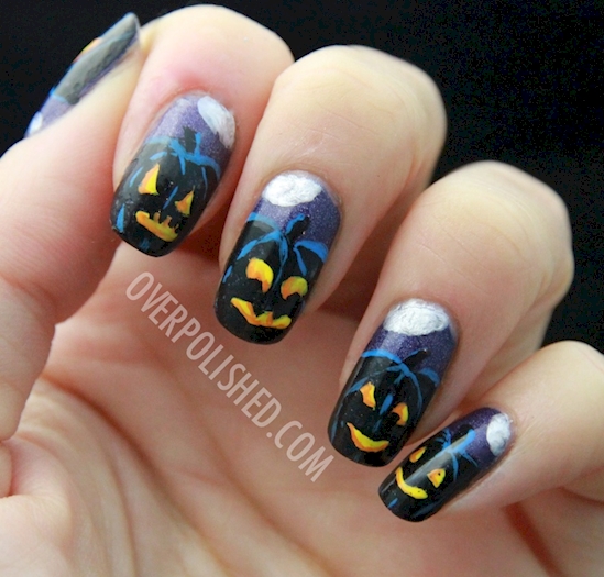 paint your finger nails for fall halloween DIY