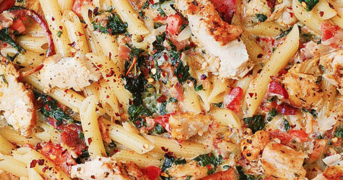 bacon chicken pasta tomato spinach recipe